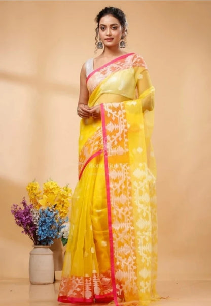 Muslin jamdani saree